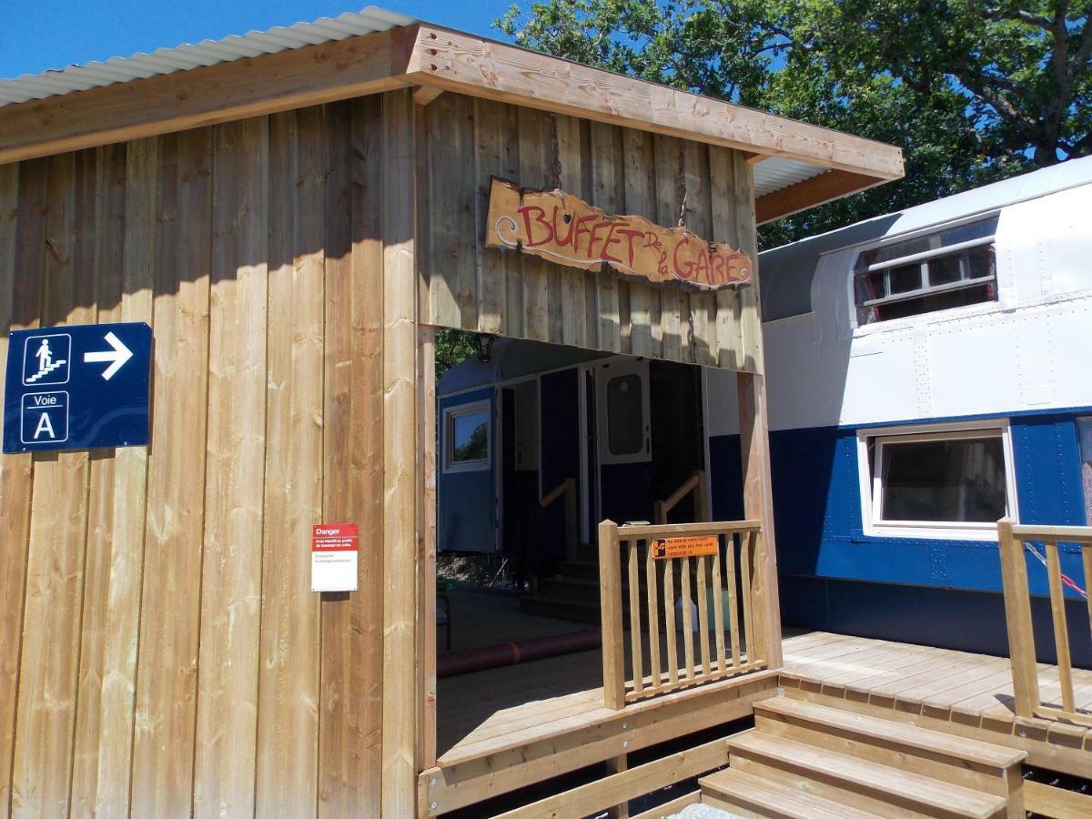 Camping Insolite Le Haut Village Сен-Мишел-Шеф-Шеф Екстериор снимка