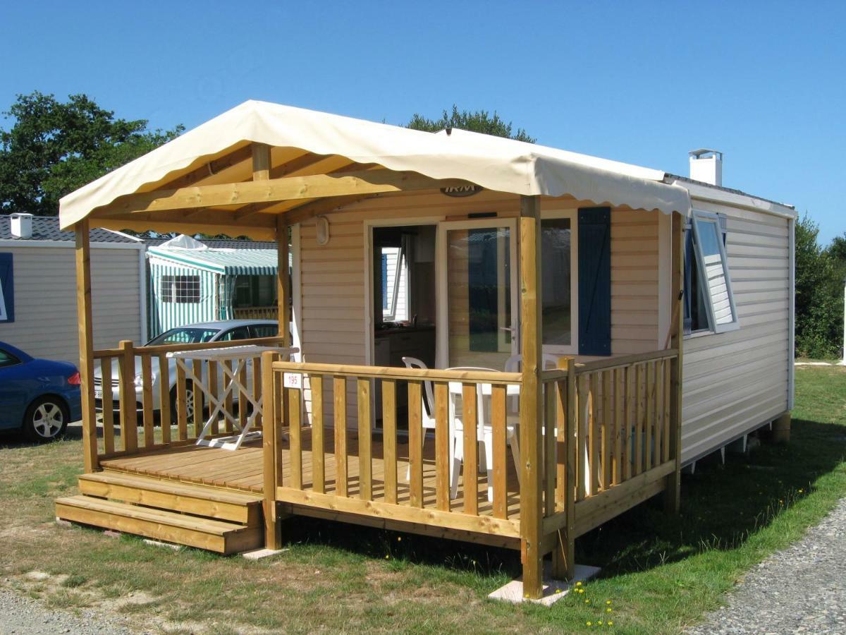 Camping Insolite Le Haut Village Сен-Мишел-Шеф-Шеф Екстериор снимка